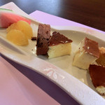 星のヒカリ - 本日のデザートとフルーツ盛り合わせ