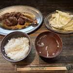 骨付鳥かもん - 料理写真:
