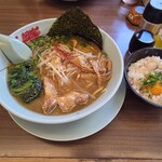 ラーメン山岡家 - 料理写真: