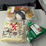 NewDays KIOSK - 料理写真:セブンイレブンやファミリーマートで見ない商品。