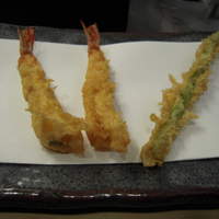 てんぷら天松 日本橋店 - 海老とアスパラ