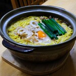 鍋焼きラーメン千秋 - 料理写真:鍋焼きラーメン小