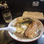 中華ソバ 伊吹 - 