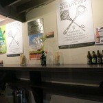 ビアバー・ノースアイランド - 立ち飲みスペースもあります。