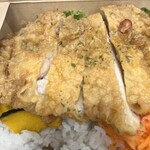 ニーナズ デリ - 