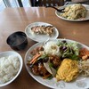 中華料理ぐら - 料理写真:Ｂ定食 1,000円 餃子250円ナリ