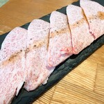焼肉 笑 - 