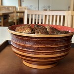 うな錦 - ランチうな丼　横顔