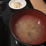 銀座 岩戸 - シジミ汁にがり昆布