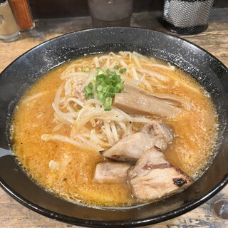 らーめん 勝三_1