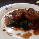 洋食 三浦亭 - ポークヒレのベーコン巻