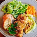 シェパーズ パース - 本日のプレートランチ 豚バラ肉の自家製パン粉焼き