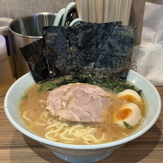 横浜ラーメン 渡来武_1