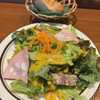 プティット メゾン ド アリー_1