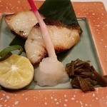 小鯛雀鮨 すし萬 - 銀鱈西京焼