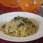 トラットリア ステッラ - 挽き肉とキノコのアーリオオリオ(塩味)香りパン粉と…