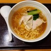 麺や 一途 導 - 料理写真:確かに淡麗な見た目です。でも、スープは、あまり食べたことのない味です