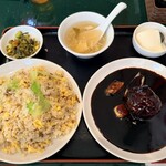百香亭 - 料理写真:「黒酢豚と炒飯セット」1,210円税込み♫
