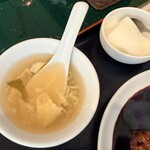 百香亭 - スープに杏仁豆腐♫