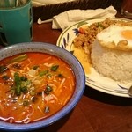 Thinun - ガパオとトムヤムスープ２