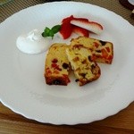 カフェ オラッセル - ドライフルーツのパウンドケーキ