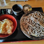 手打ち蕎麦 いとう - 料理写真:週替わりランチ　(キス天丼)