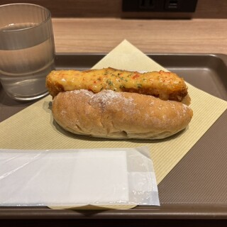 デリカフェ・キッチン オオサカ ミドウ_0