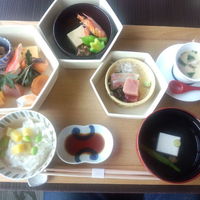 スカイツリービューレストラン 簾 - 3段重スカイツリービュー弁当の「すみだ」3,500円
