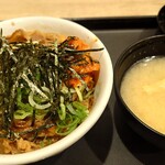 松屋 - 牛ビビン丼（並盛）：¥730