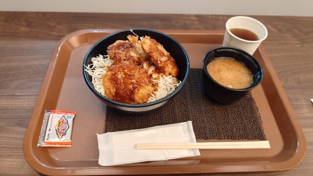 トン勝ちゃん 牛肉食堂 勝っちゃん - 中ふ頭/食堂 | 食べログ