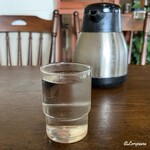 パドック - 水入のポットと御冷