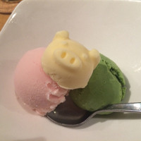 イベリコ屋 心斎橋店 - デザートのアイスも豚さんだぁ〜❤︎