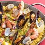 anocado - 料理写真:【王道】魚介のパエリャ