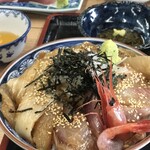 ひみ岸壁市場 - 