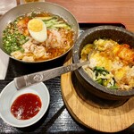 韓激 - 冷麺とミニビビンバ（つい混ぜてしまった）