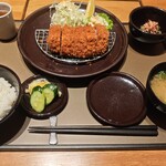 トンカツ・トンしゃぶ ケンボロー - 料理写真:特撰フィレカツ。満足