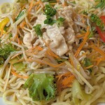 リンガーハット - 料理写真:涼味 豚しゃぶ冷やしめん レギュラー¥980(麺200g)