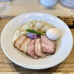 宍道湖しじみ中華蕎麦 琥珀 - 