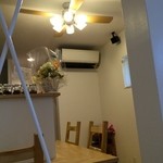 カフェ ルアナ - カウンター席もあります