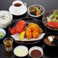 【ミックスフライ定食】