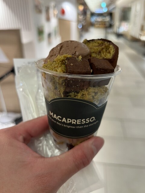 TOKYO MACAPRESSO GINZA SIX店 （トウキョウ マカプレッソ） - 銀座