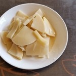 キッチン　ぐり - サービスの筍のお浸し。