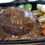 キッチン　ぐり - ジャンボハンバーグアップ。