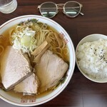 丸海 鳴海 - 元祖鳴海の中華そば（細）＆ライス