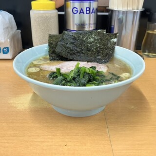 横浜らーめん 武蔵家_1