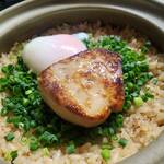酒場わたなべ - 料理写真:フォアグラと玉子の土鍋御飯