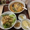 ぎょうざの満洲 - ニン肉レタス丼、旨辛菜麺