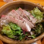 隠れ家Dinning　味杜 - ひらすガーリックオイル　サラダ風