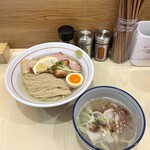 五弦屋 - 北海道函館真昆布水つけ麺