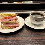 エクセルシオール カフェ - 料理写真:モーニングセット 550円税込